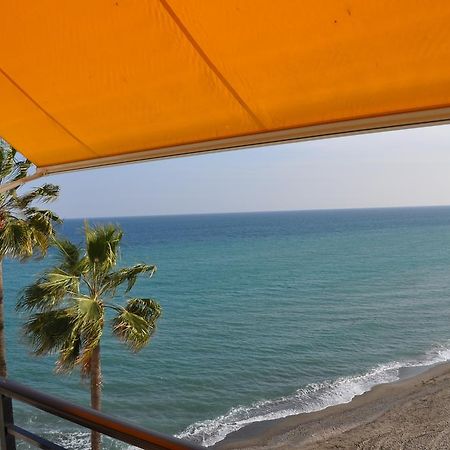Studio Sea View Terrace 托雷莫利诺斯 外观 照片